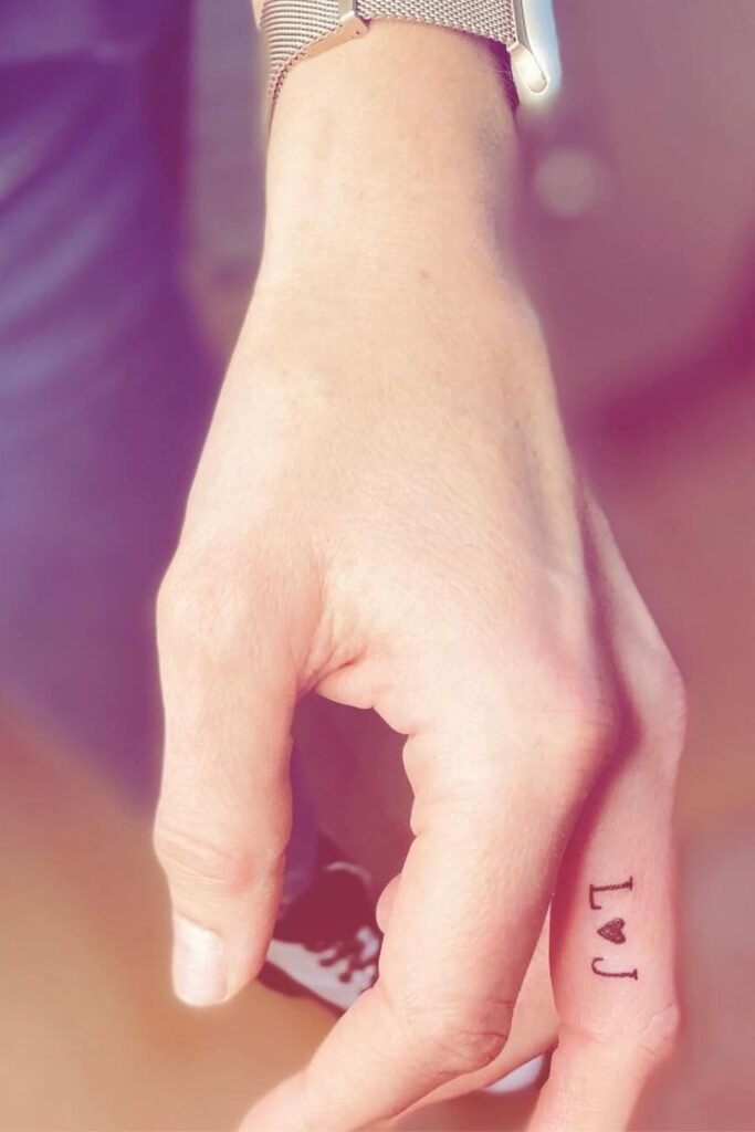 Finger Tattoos For Women