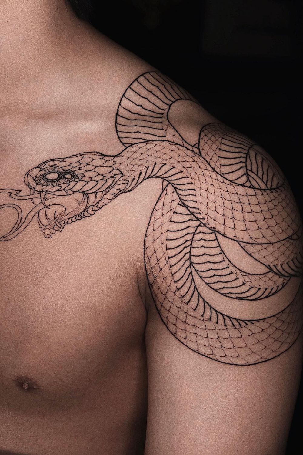 30 Shoulder Tattoo Ideas That Are Beautiful, Bold, And Meaningful