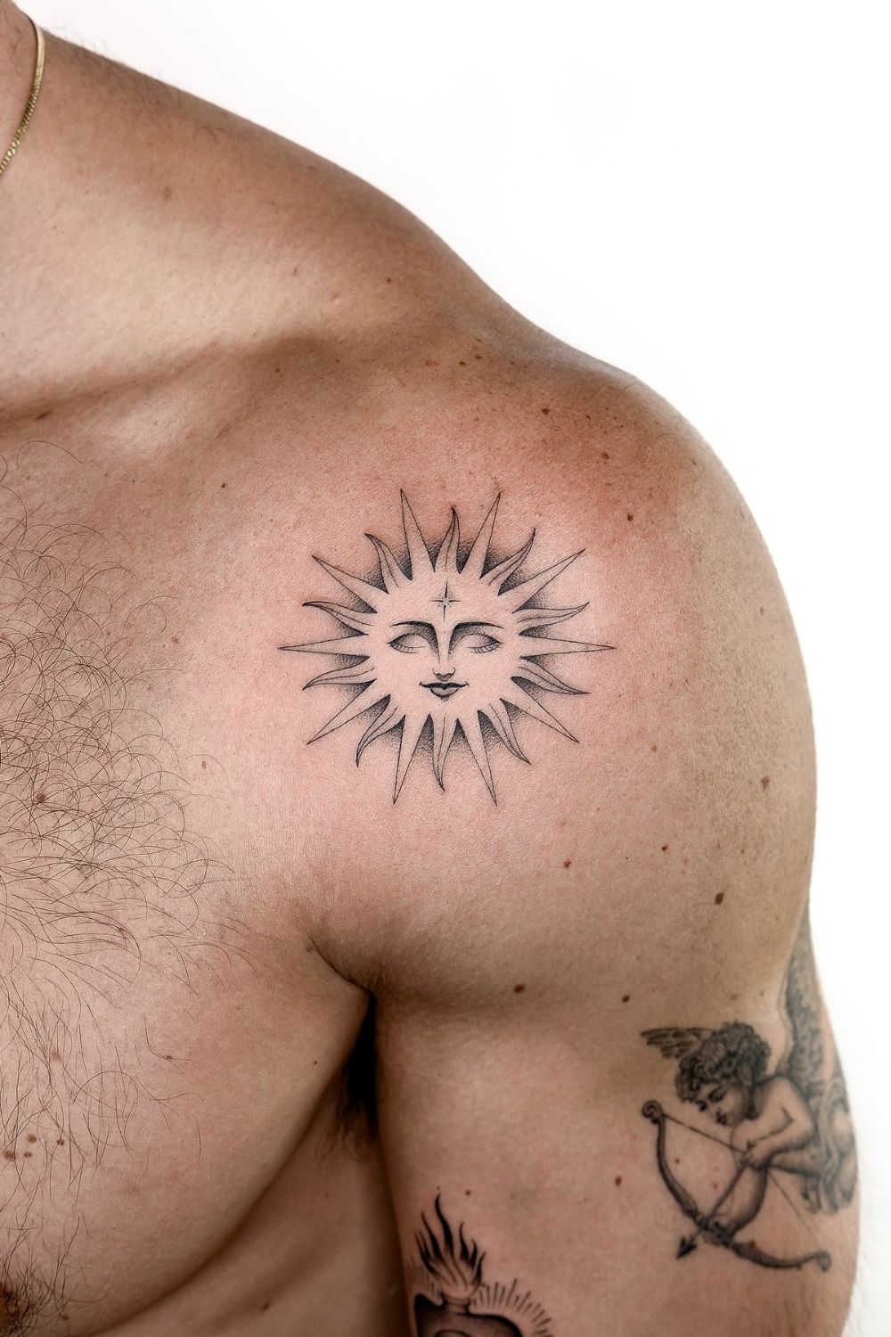 30 Shoulder Tattoo Ideas That Are Beautiful, Bold, And Meaningful