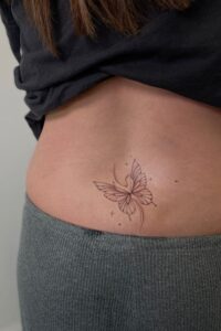 22 Dainty Hip Tattoos Women Will Instantly Fall In Love With