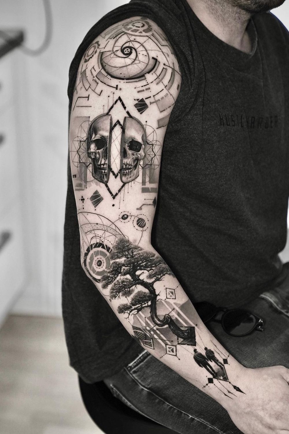 20 Bold And Inspiring Men’s Full Sleeve Tattoo Ideas