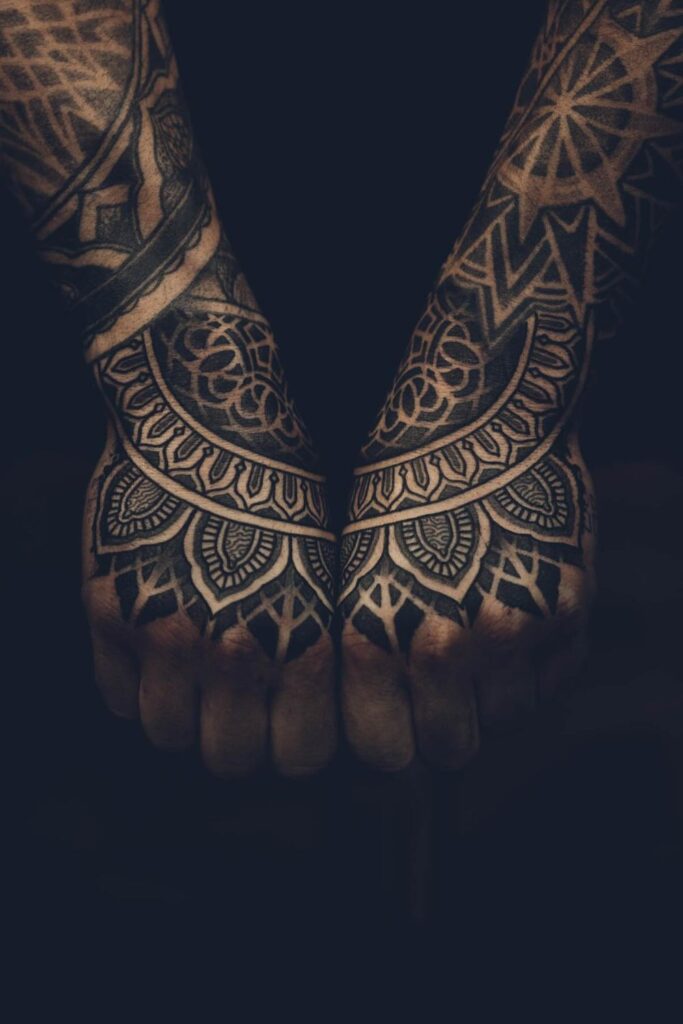 Hand Tattoos For Guys 