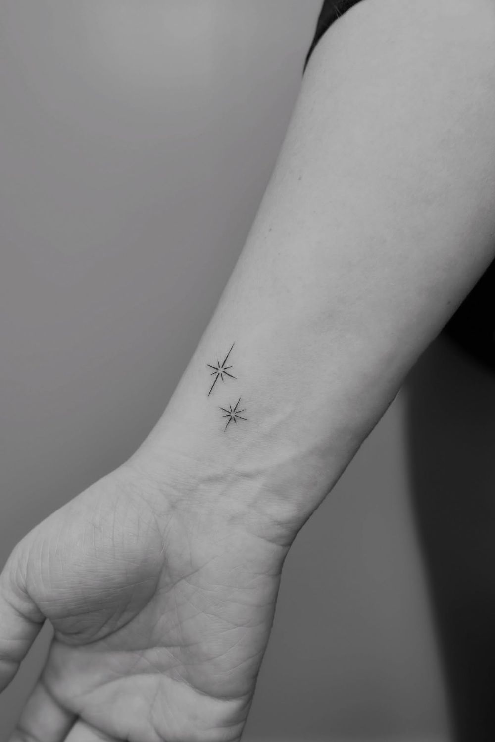 20 Wrist Tattoos For Women That Are Full Of Meaning And Style